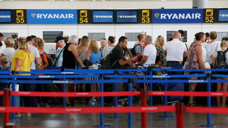 Alemania: Trabajadores de Ryanair iniciarán una huelga