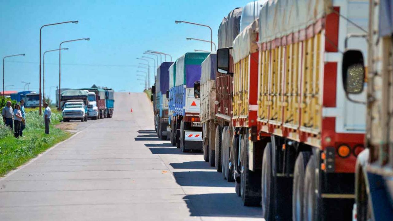 Restringen Circulación De Camiones Por Autopistas Y Rutas Bonaerenses Por Feriado Largo Notitrans 5074