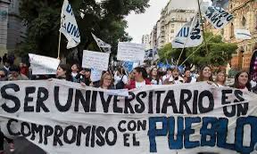La Uatre respaldó la marcha universitaria y exigió al Gobierno que no desfinancie el sector