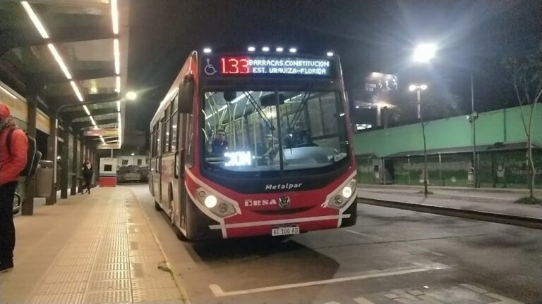 Paro sorpresivo dejó 7 líneas fuera de circulación durante la mañana en Capital Federal