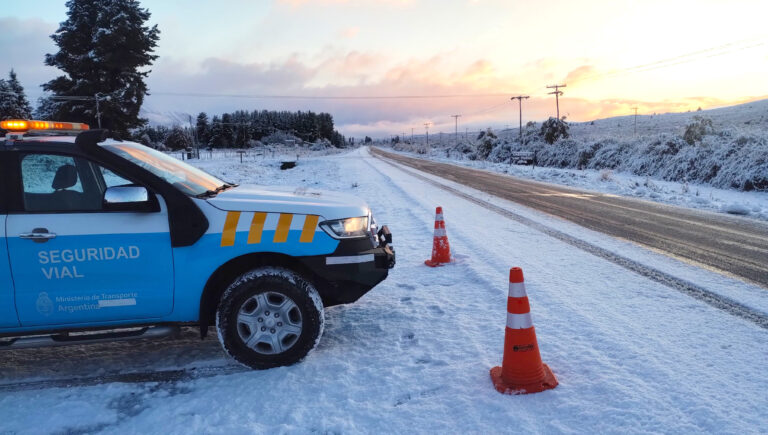 La ANSV publicó recomendaciones ante la presencia de nieve en los caminos