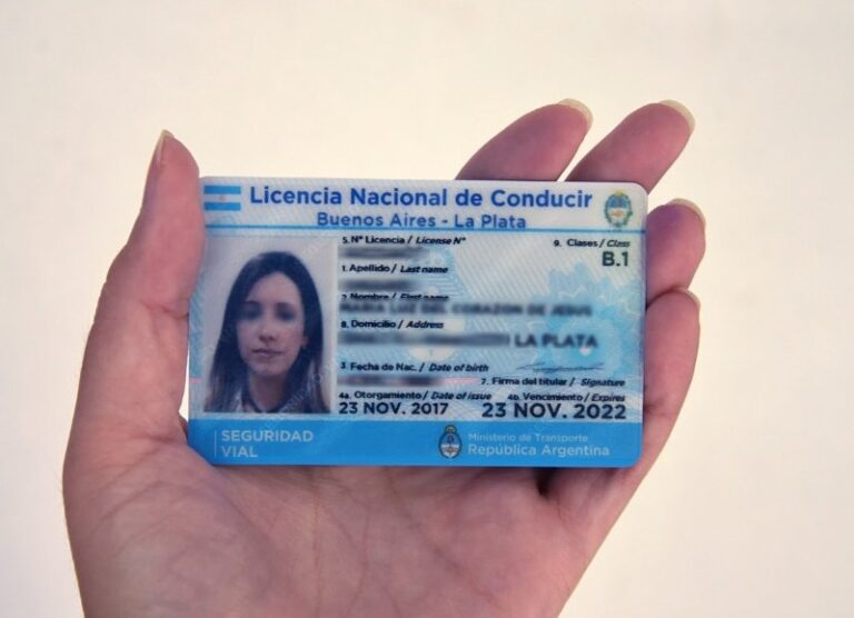 ¿No habrá que renovar más la licencia de conducir?