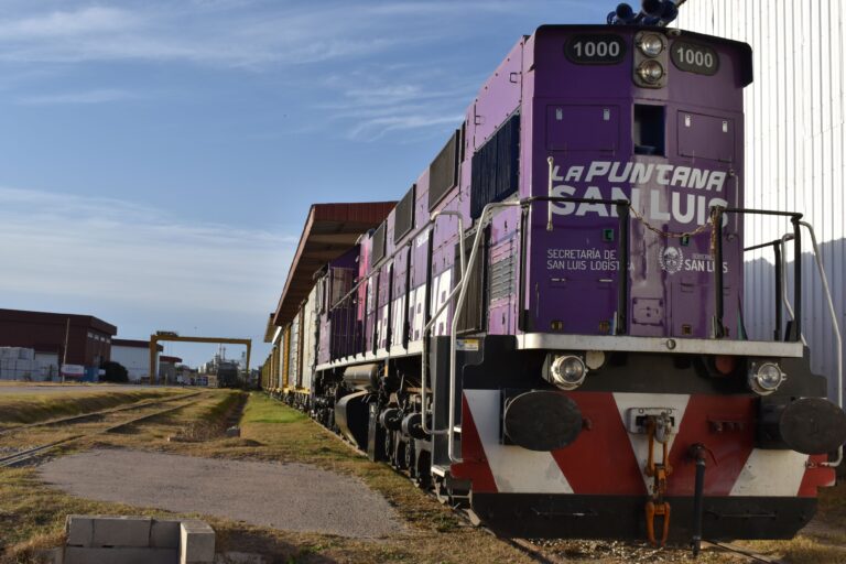 El tren de la ZAL de Villa Mercedes reinició viajes a Rosario