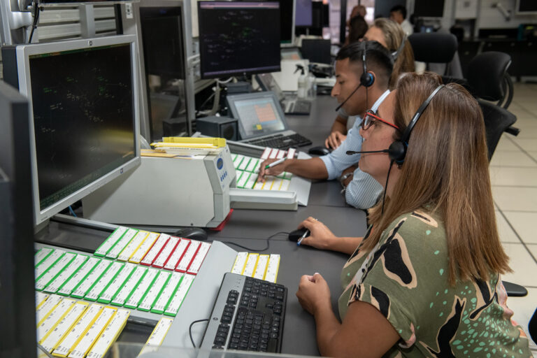 EANA integró el nuevo radar de Paraná al Sistema de Vigilancia de Tránsito Aéreo