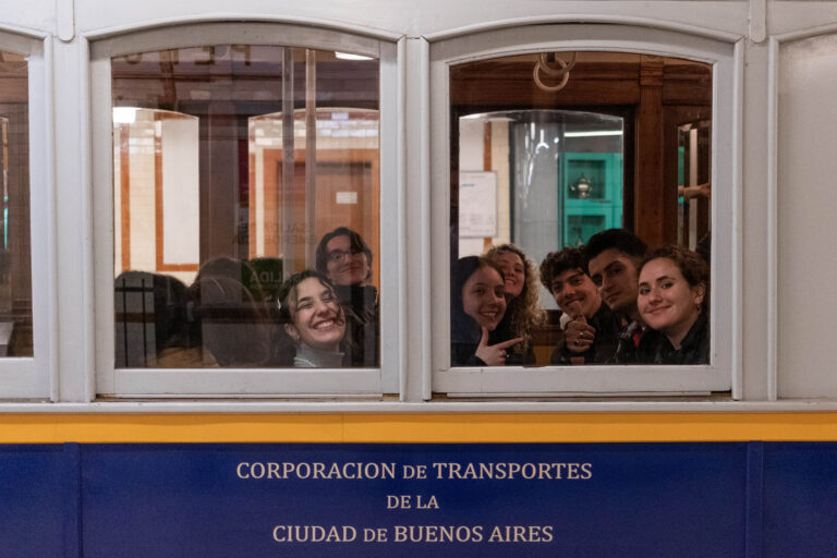 En la Noche de los Museos, vuelven a circular los coches tradicionales de la Línea A