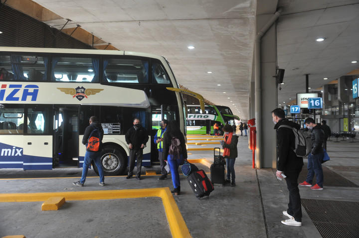 El Gobierno desreguló el transporte de pasajeros en micros de media y larga distancia