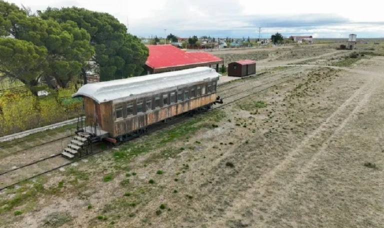 Santa Cruz anunció la vuelta del tren Puerto Deseado – Las Heras