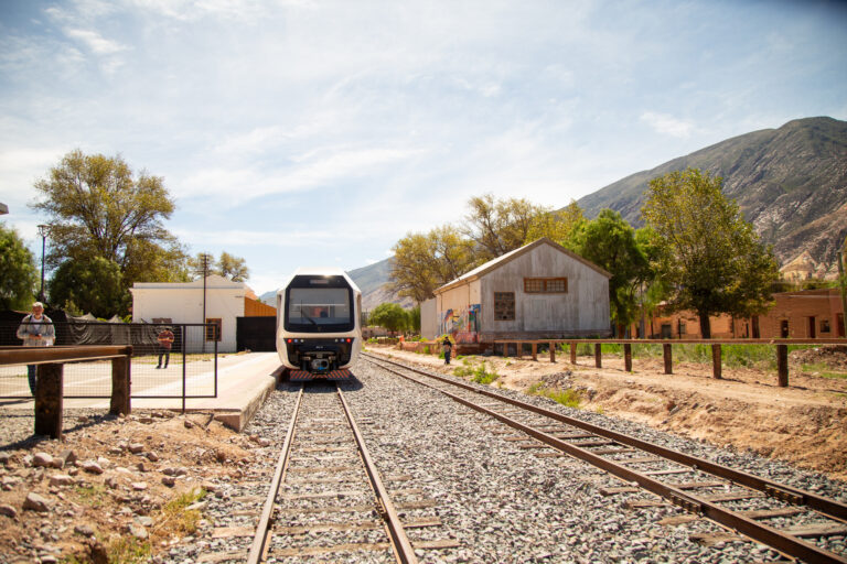 Nación cedió a Jujuy la operación del Tren Solar