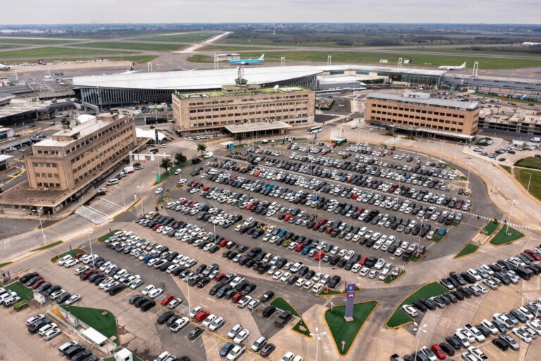 El Aeropuerto Internacional de Ezeiza renovó su estacionamiento