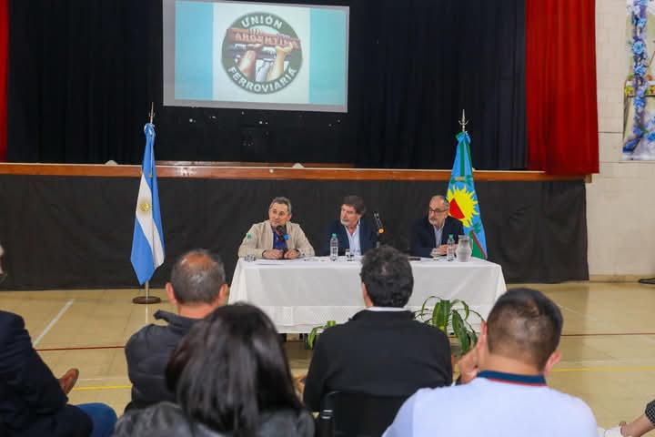 Sergio Sasia participó del acto de apertura de una nueva certificación en seguridad ferroviaria