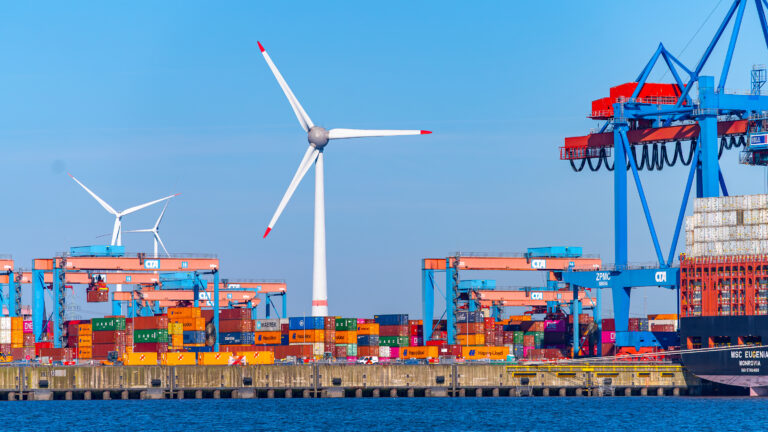 El Puerto de Hamburgo comenzó 2025 con cifras positivas y crecimiento en el tráfico de contenedores