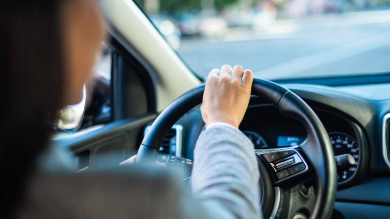 Día de la Seguridad Vial: advierten sobre los riesgos de la rutina al volante
