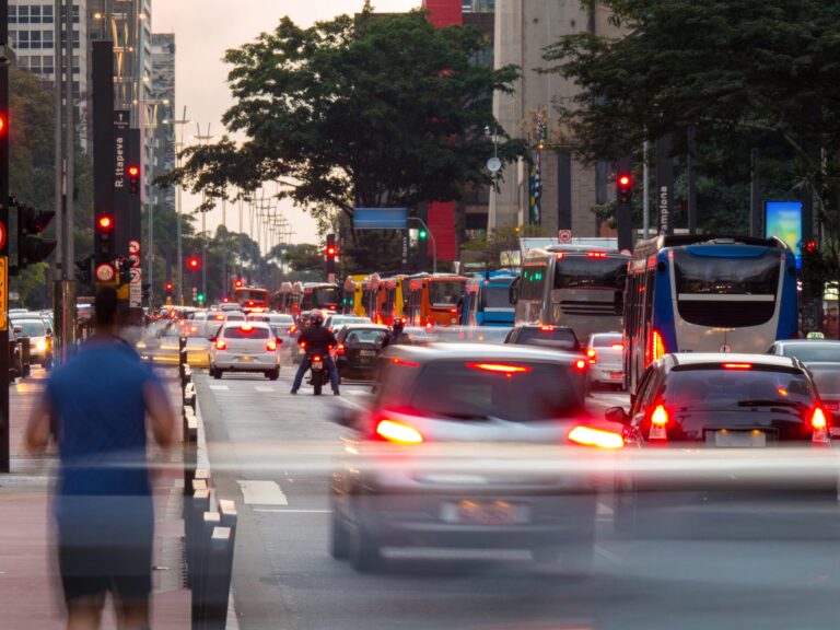 El robo de autos a mano armada aumentó un 13% en mayo
