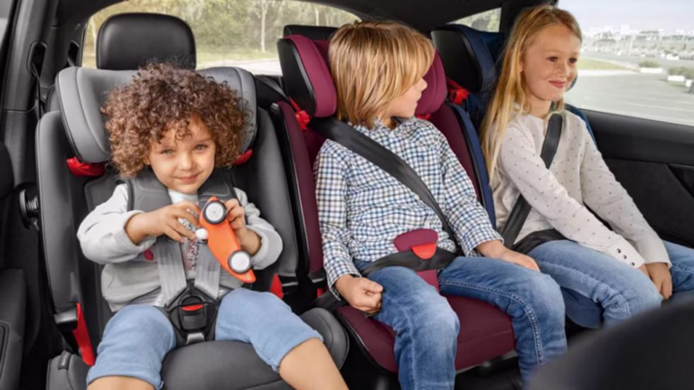 Solo uno de cada tres niños utiliza sillas infantiles y la mayoría de ellas están mal instaladas